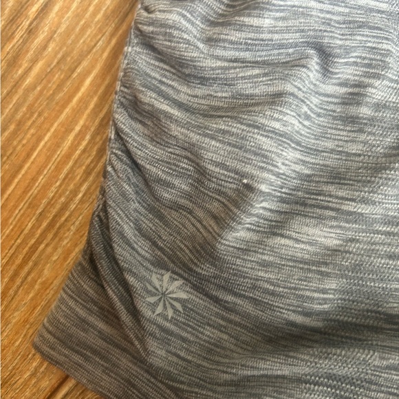 Athleta Shirt Womens Small Speedlight Seamless Tee T-Shirt Top Gray - Picture 3 of 6